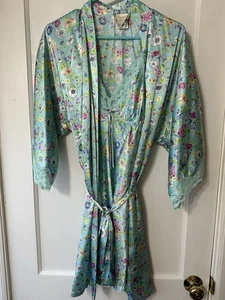 NWOT SEXY! Gorgeous (2 Sets) Secret Treasures Robes w/Matching Nightgowns 4 Pcs. - Picture 1 of 4