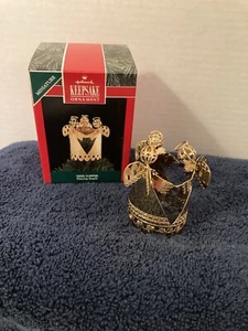 HALLMARK KEEPSAKE 1992 DANCING ANGELS TREE TOPPER DIMENSIONAL BRASS MINIATURE - Picture 1 of 9