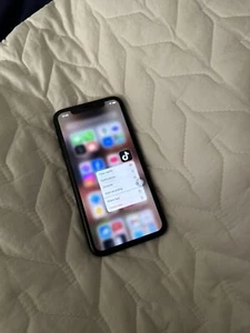 iPhone XR avec Tiktok + Capcut - Photo 1 sur 4