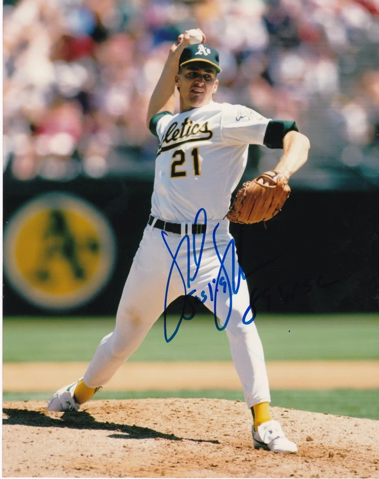 MIKE MOORE  OAKLAND A'S  89 WS CHAMPS  ACTION SIGNED 8x10 - Image 1 of 1