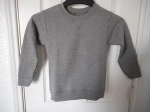 Boys Hanes  Sweat Shirt Dark Gray Size X Small 4/5  NEW  - Picture 1 of 1