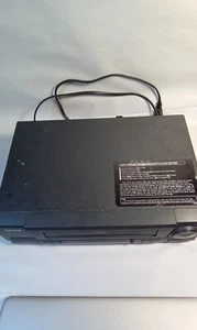 Admiral VCR 4 Head Recorder VHS Player Tested No Remote - Picture 1 of 7