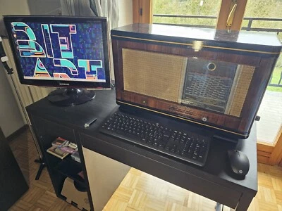 radio d'epoca PHILIPS 925X RESTOMOD Ryzen 8500g - Immagine 1 di 4