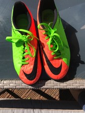 Nike Adult Size 5 Astro football boots 