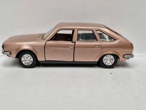 856 Jet-Car de Norev Renault 30 TS 1/43 die cast France with replacement wheels - Picture 1 of 6