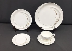 Wedgwood Serenity Bone China Set da 5 pezzi (#5) - Foto 1 di 5