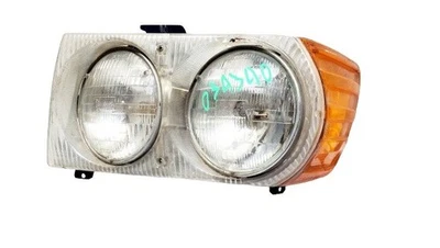 1078205561 Headlamp Assembly MERCEDES 450 Left 72 73 74 75 76 77 78 79 80 - Image 1 of 4