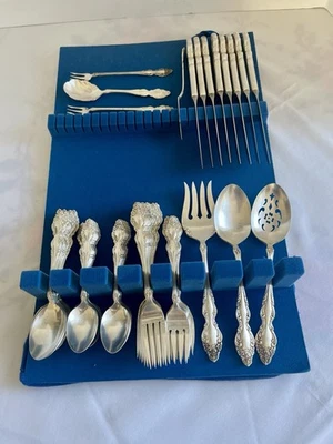 Set of 54-1881 Rogers Oneida ltd BAROQUE ROSE Silverware Silver Plate - Image 1 of 4