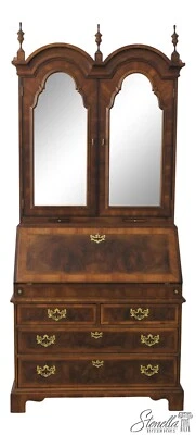 L59081EC: HENREDON Aston Court George III Secretary Desk Foto 1 de 4