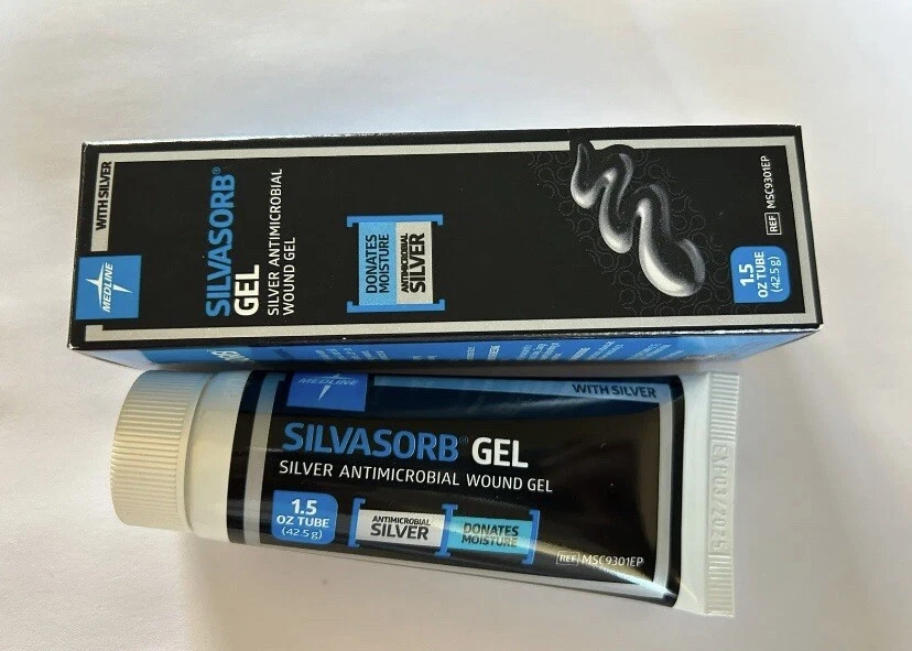 Gel antimicrobiano para heridas Silvasorb Silver tubo de 1,5 oz Foto 1 de 3
