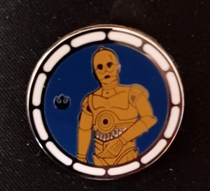 Official Disney Pin - 2020 Hidden Disney/Mickey - Star Wars - C3PO - Picture 1 of 1