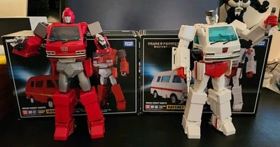 TAKARA TRANSFORMERS MASTERPIECE IRONHIDE MP-27 & RATCHET MP-30 AUTHENTIC IN USA - Image 1 of 4
