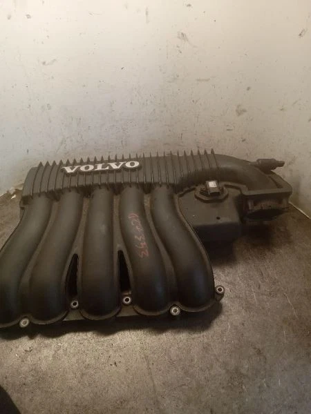 Впускной коллектор 5 цилиндров с турбонаддувом верхний подходит для 04-08 VOLVO 40 SERIES 1105628 - Изображение 1 из 4