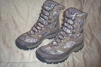 Womens 9.5 Camo Boots Goretex Boots Danner Boots Insulated Camo Hunting Boots - Image 1 of 4