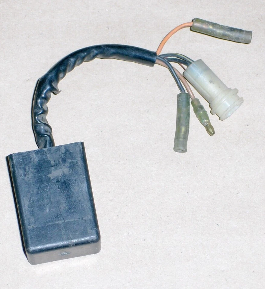 Yamaha Exciter EX570 CDI 1987-1990 ECU ECM Comp 84M-85540-20-00/82M-8554-20-00 Foto 1 de 1