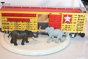 G Scale Bachmann Emmett Kelly Circus Yellow Elephant Box Car & 2 Elephants - Picture 1 of 6