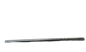 Moldura de cristal trasera derecha Volvo V70, cromada, original 2.0 Tdi 2012 - Imagen 1 de 7