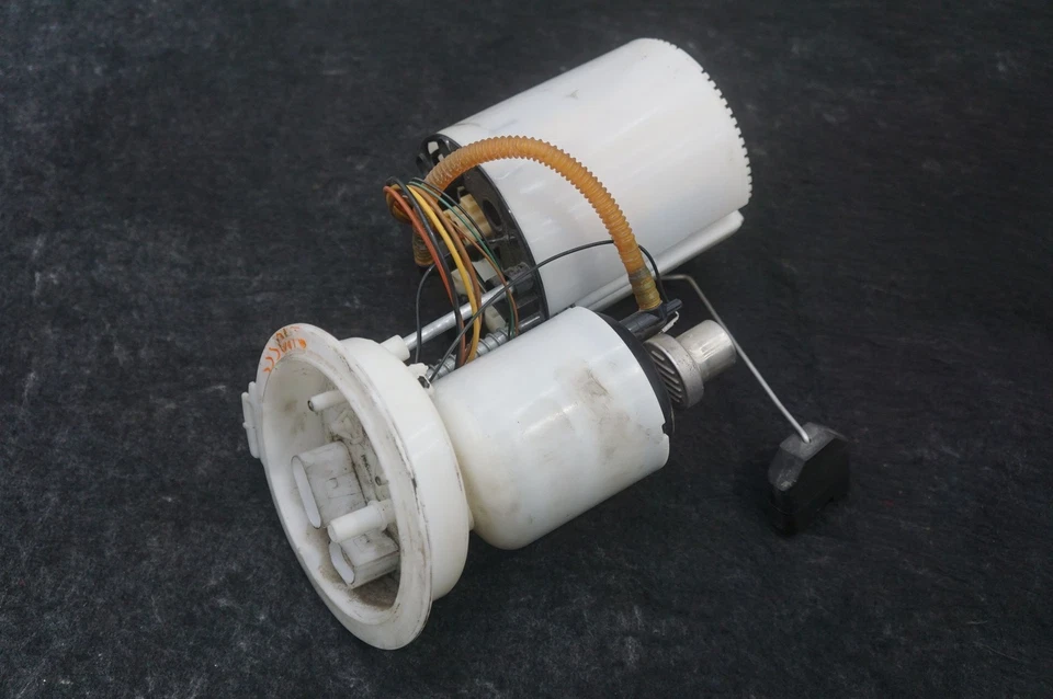 Gas Tank Fuel Pump Sending Unit Assembly 4.0l V8 OEM 4G0919051B Audi Rs7 2014-17 - Image 1 of 4