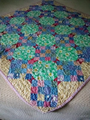 Baby crib quilt Multi-colored 1930's style fabrics 40"x40" square - Image 1 of 4