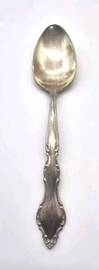 International Deep Silver WAKEFIELD Silverplate Solid Serving Spoon 1965 - Picture 1 of 2