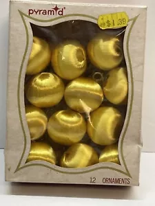 12 Adornos Vintage Pirámide Satinada Brillo Irrompible Oro Amarillo Navidad Ga1 - Imagen 1 de 9