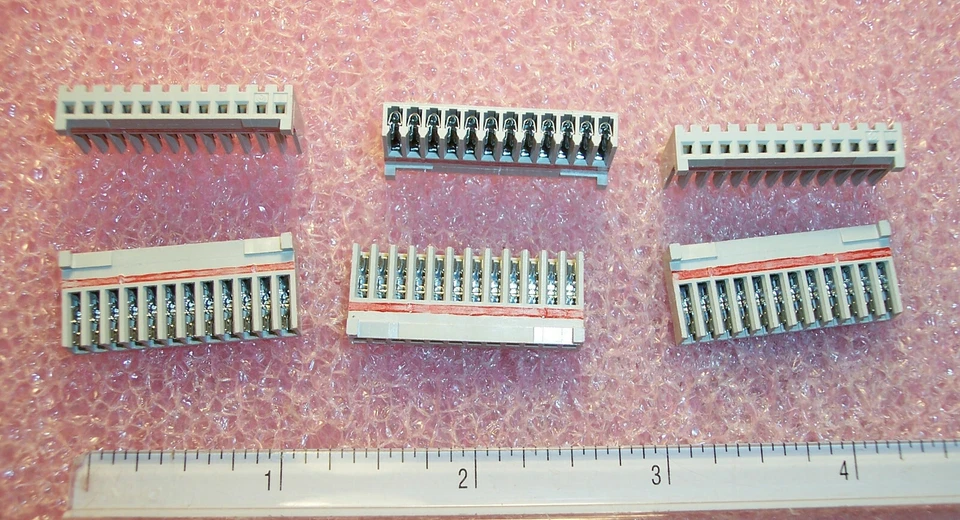QTY (20) 12 POSITION 22 AWG IDC RECEPTACLES 2.54mm 1300-112-422 METHODE - Image 1 of 1