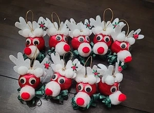 De colección 9 bolas de satén rojas adornadas con renos adornos navideños artesanales hechos a mano - Imagen 1 de 8