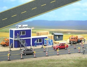 BUSCH 6036 Asphalt road with yellow markings 1:87 - Picture 1 of 1
