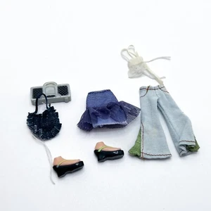 Fashion Tote Jade First Edition Lil Bratz Mini Doll Lot Shoes Pants Jeans Skirt  - Bild 1 von 6