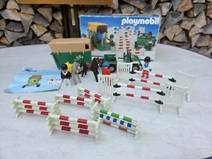 Playmobil 3140 Turniersport Mit Hindernissen Pferde Jeep + Anhänger mit OVP - Bild 1 von 15