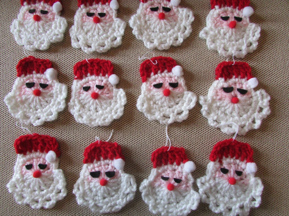 {12} ADORNOS DE SANTA CROCHET Foto 1 de 1