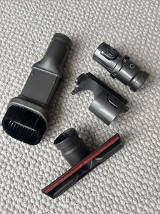 BN Genuine Dyson accessory bundle - Picture 1 of 4