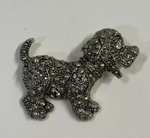 Dog Pewter Pin / Brooch With Rhinestone Eyes - Picture 1 of 3
