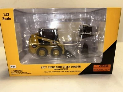 Diecast Masters Norscot Cat 226B skid steer loader 1:32 - Image 1 of 4