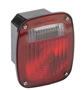 Grote 53712 Three-Stud Replacement Lamp, Lh - Picture 1 of 3