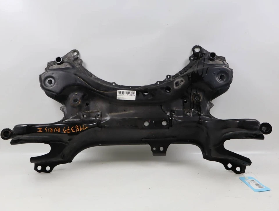 Berceau moteur avant occasion TOYOTA AURIS II Phase 2 - 1.2i 116ch - - Imagen 1 de 4