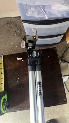 SLIK Insta-Lok 1200 G-QL Tripod Camera Video Photo Lightweight - Image 1 of 4