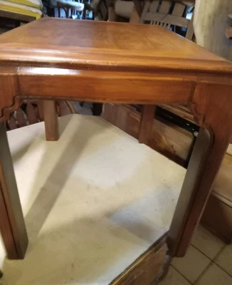 Mid Century Cherry End Table by Lane  (ET817) - Image 1 of 4