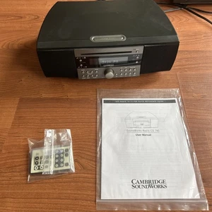 Cambridge SoundWorks Radio CD740 Wecker AM/FM/CD Player Fernbedienung & Handbuch - Bild 1 von 9