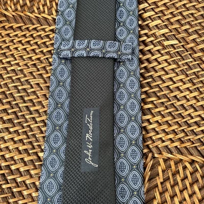 "Corbata para hombre John W. Nordstrom 100 % seda con textura geométrica 3,25""" Foto 1 de 4