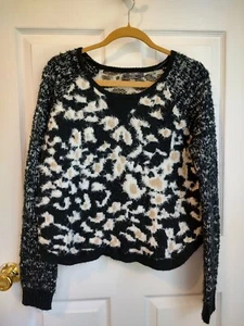 Miss Me Womens Medium Sweater Cheetah Print Soft Fuzzy Long Sleeve Black White  - Picture 1 of 5