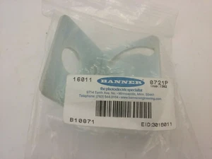 BANNER SMB700 MOUNTING BRACKET 90° RIGHT ANGLE (16011) NIB - Picture 1 of 4