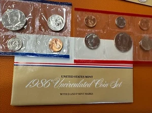 US 1986 Mint UNC Coin Set Including “D” & “P” Mints Marks - Picture 1 of 9