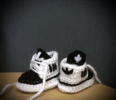 HANDMADE Crochet Newborn Baby First Shoes Booties Boots Slippers Trainers