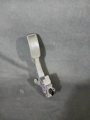 TOYOTA SEQUOIA / TACOMA GAS PEDAL PN#78110-0C011 - Image 1 of 2
