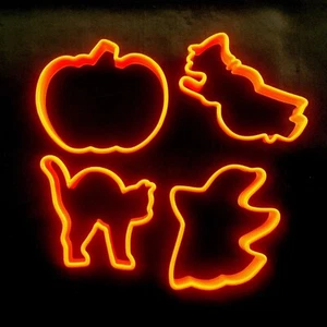 4 cortadores de galletas de Halloween gato fantasma calabaza bruja plástico naranja - Imagen 1 de 2
