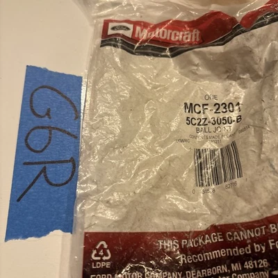 Rótula inferior delantera Motorcraft MCF-2301 para camioneta Ford 5C2Z3050B Foto 1 de 3