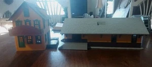 HO SCALE FREIGHT DEPOT, Warehouse , Plastic, Pre-owned - Picture 1 of 13
