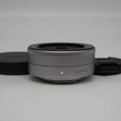 new CANON EF M22mm F2 STM Silver from Japan - Image 1 of 4