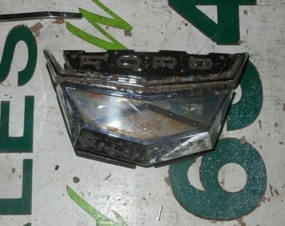 1959 Ford Country седан универсал отделка задней двери эмблема - Изображение 1 из 2